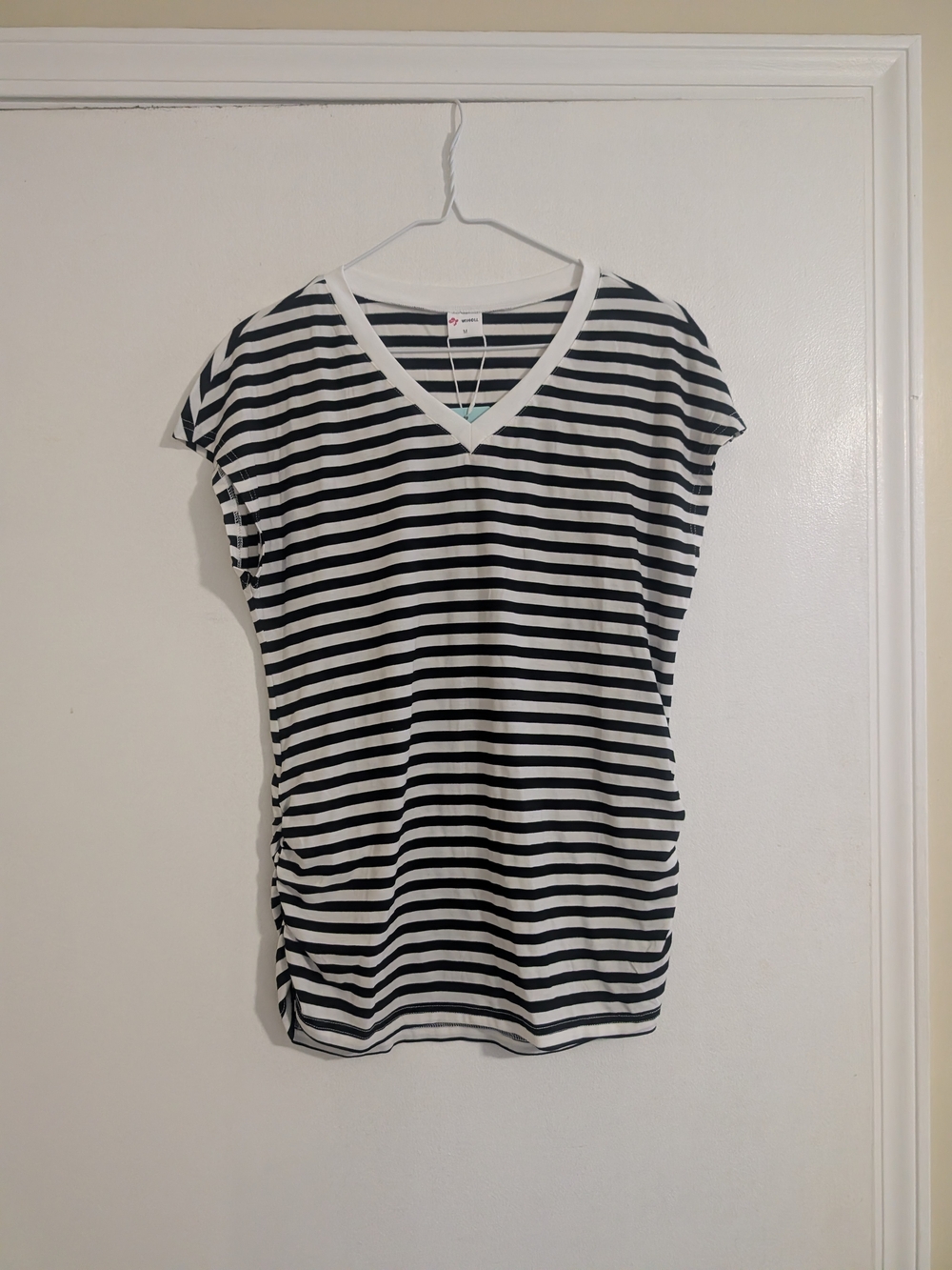 Striped V-Neck Short Sleeve Top - Black & White